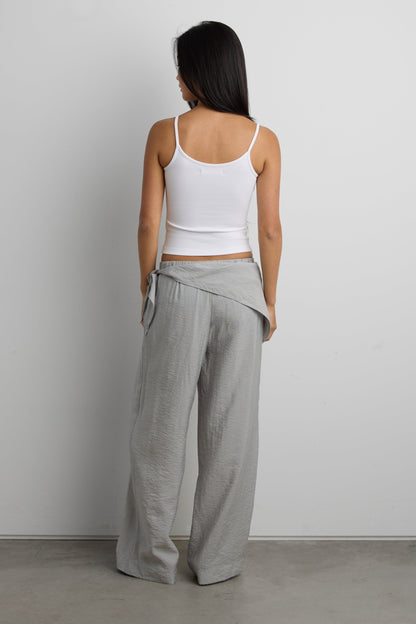 LIGHTWEIGHT CRINKLED PANT WITH WAIST SCARF