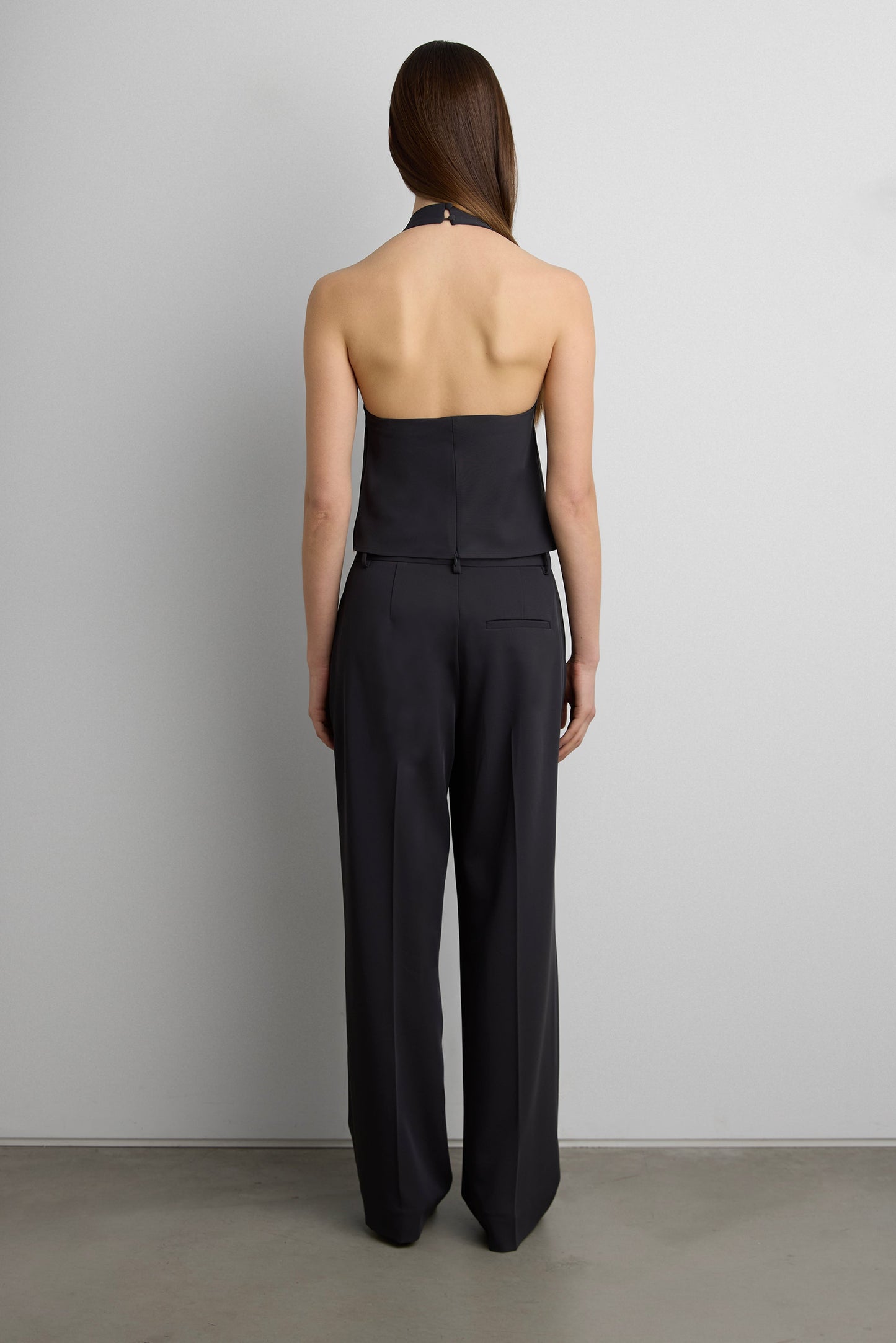 MID-RISE WIDE LEG SUITING TROUSER