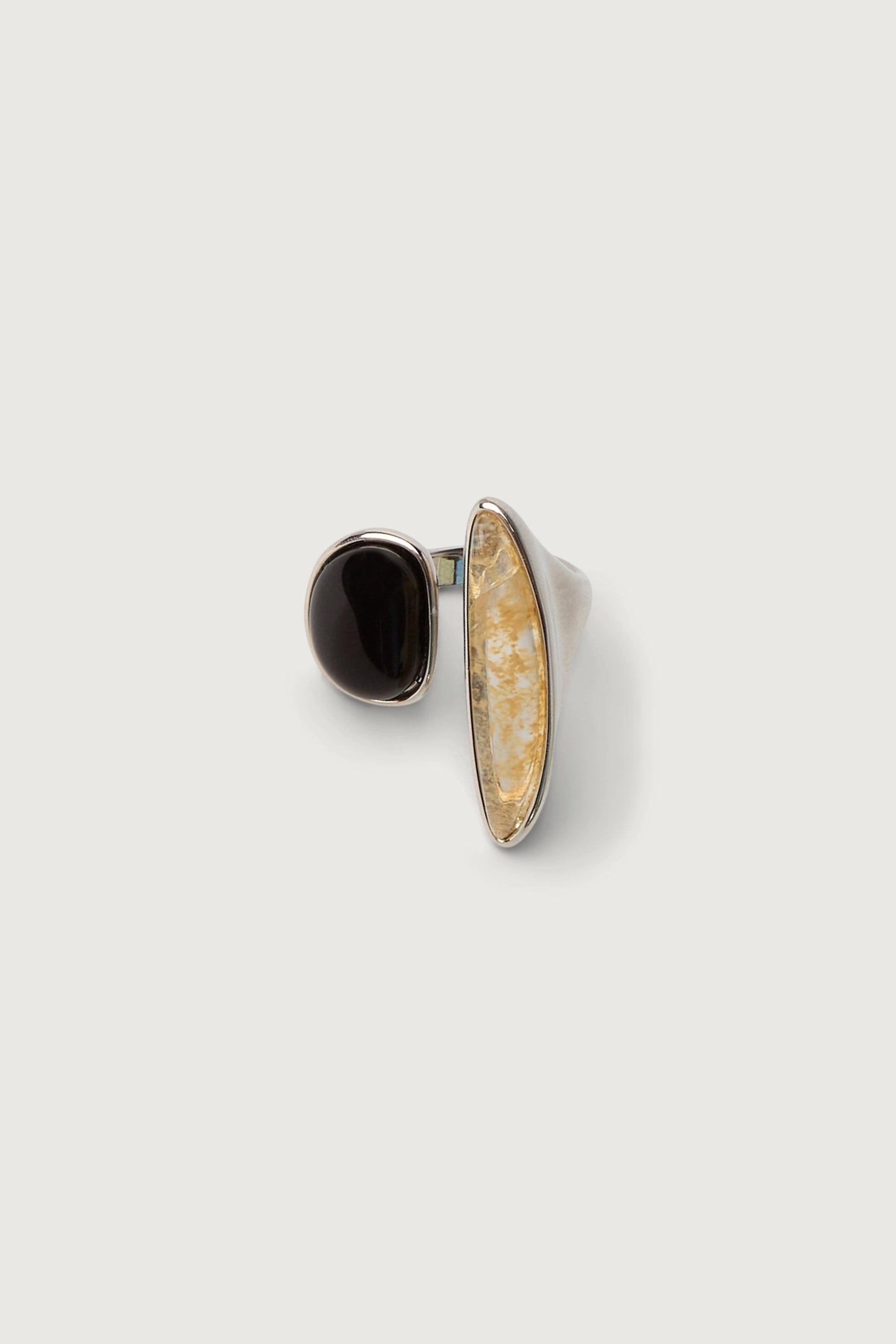 ABSTRACT STONE RING