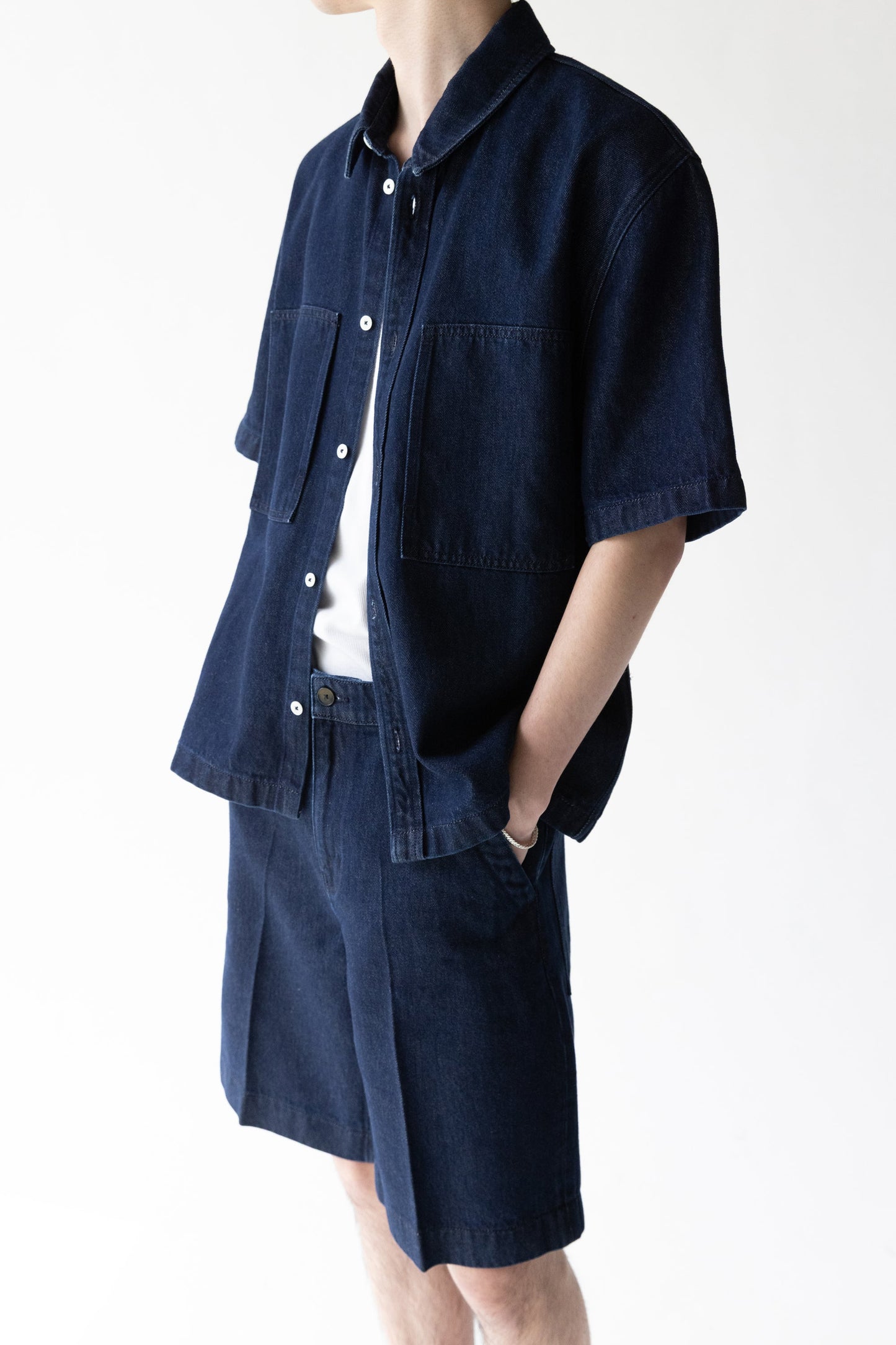 OVERSIZED SHORT SLEEVE DENIM SHIRT