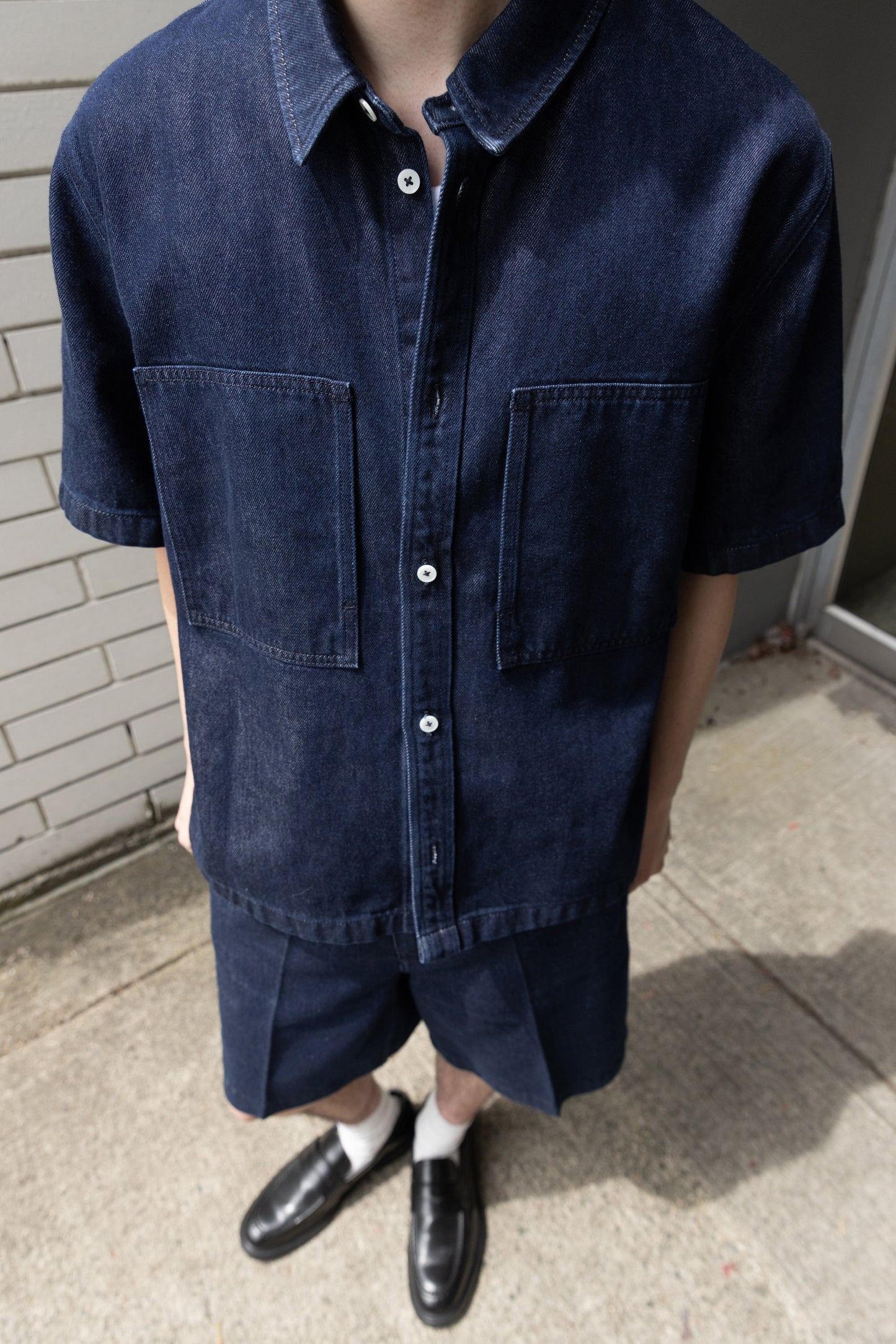 OVERSIZED SHORT SLEEVE DENIM SHIRT