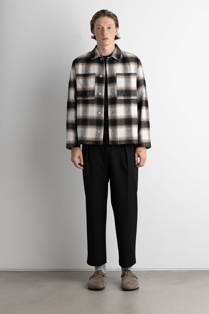 RELAXED FLANNEL BUTTON UP SHIRT