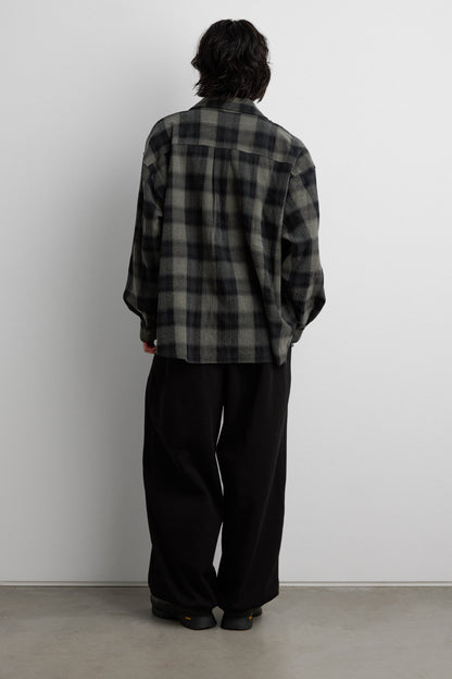 VINTAGE PLAID BUTTON UP SHIRT