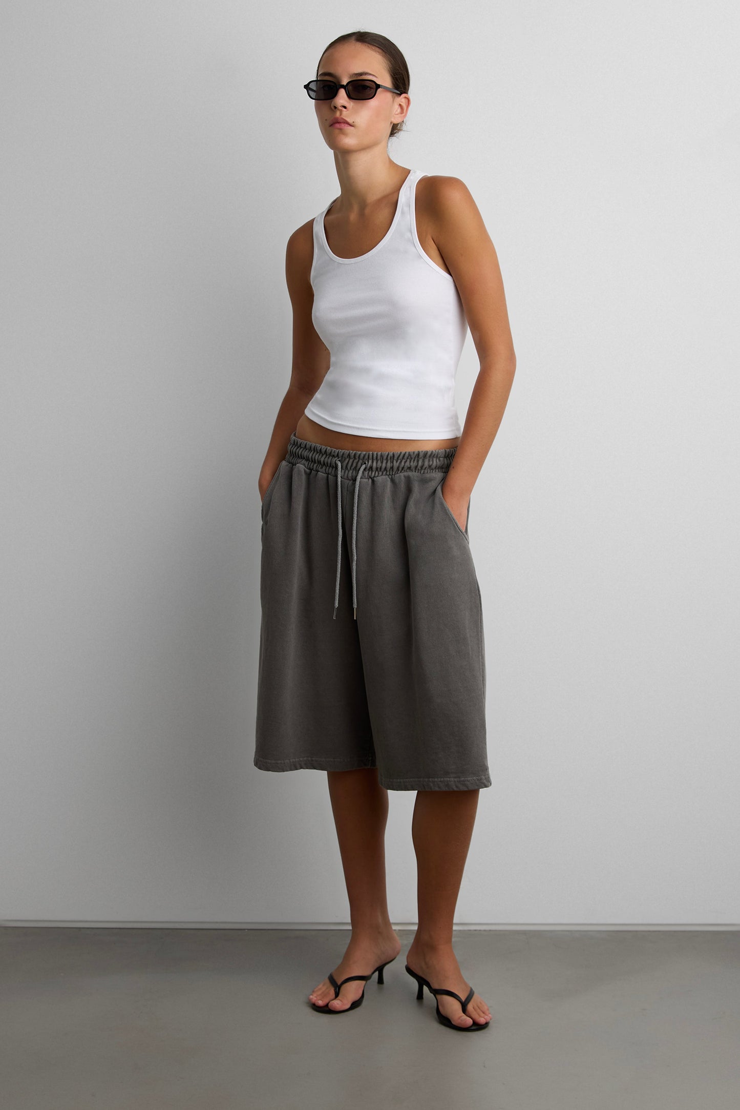 VINTAGE WASH SWEATSHORT