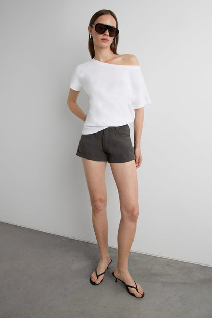 COTTON SHORT WITH CUFF DETAIL