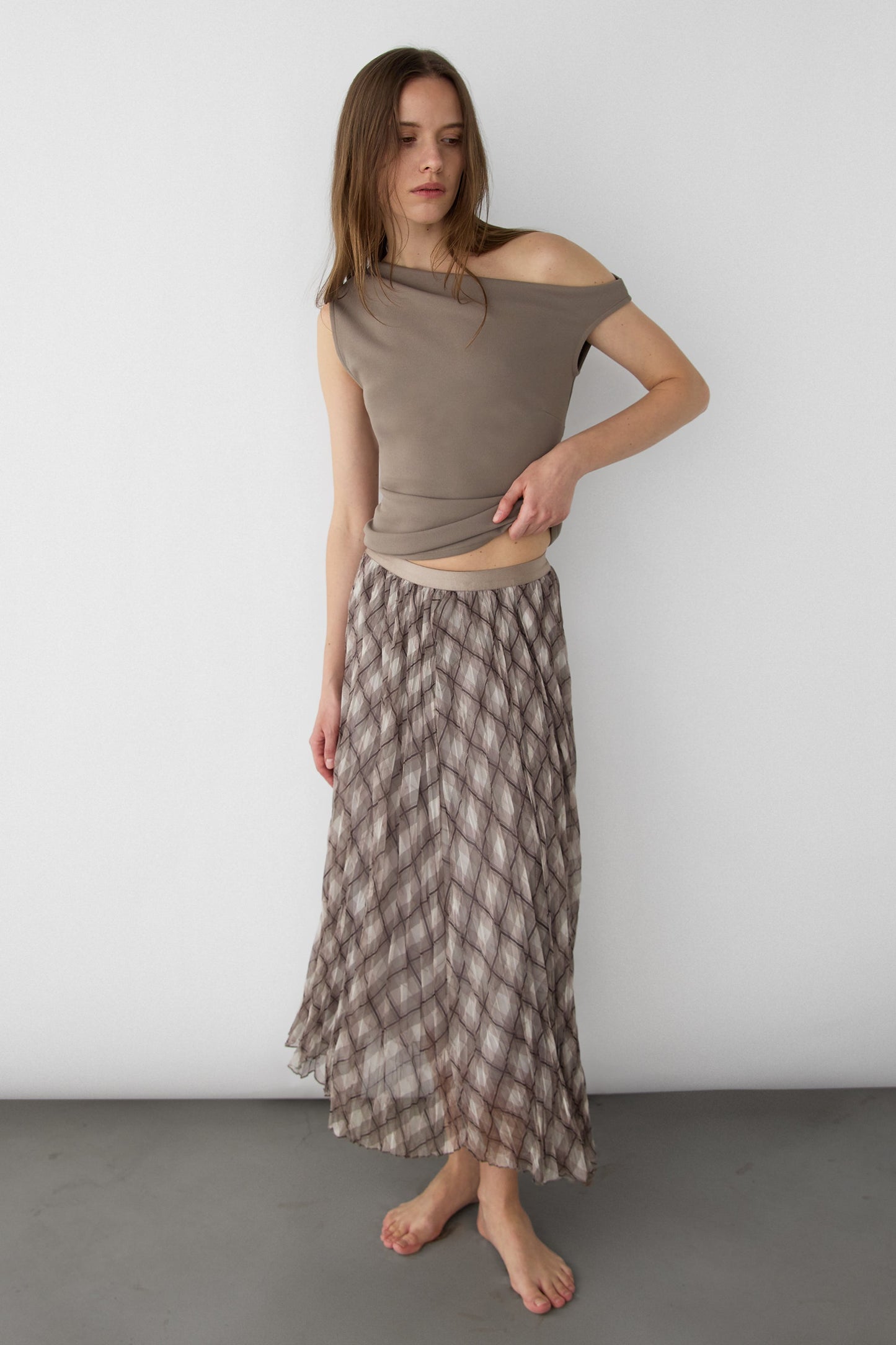PLAID PLEATED MAXI SKIRT