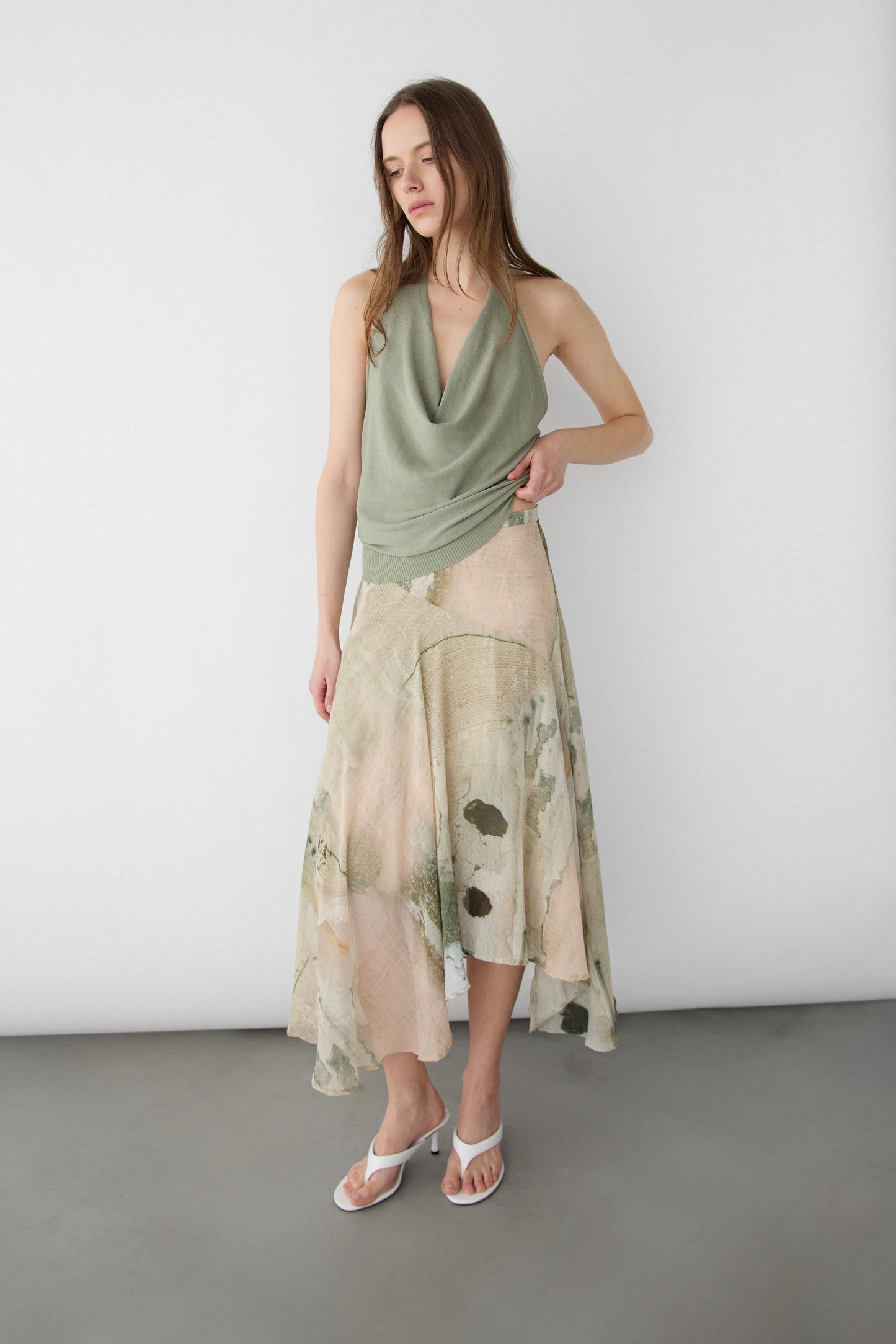 ABSTRACT PRINT MIDI SKIRT