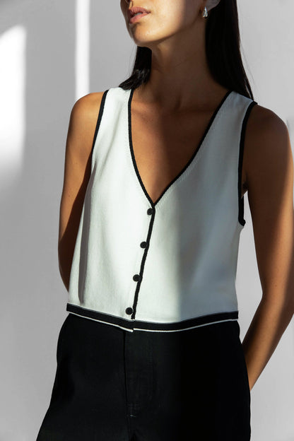 BUTTON FRONT TANK