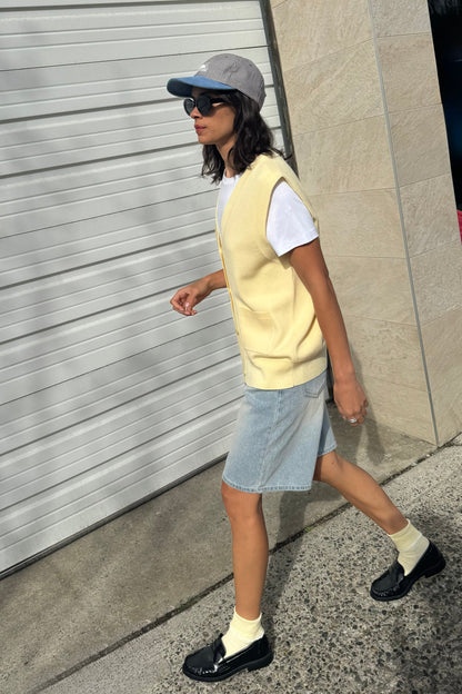 BUTTON FRONT SWEATER VEST