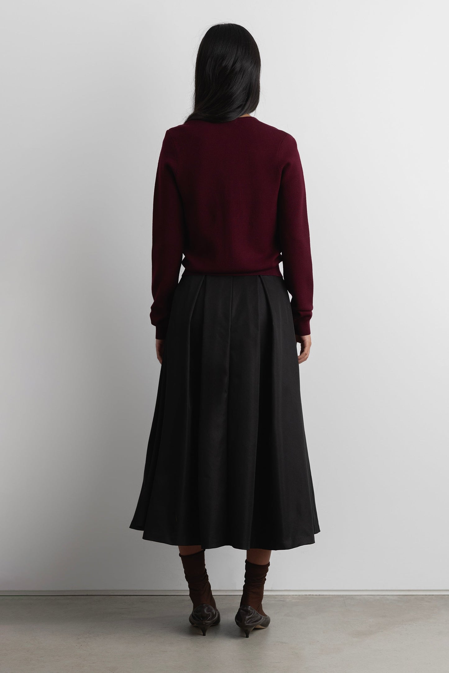 BUTTON FRONT SQUARE NECK SWEATER