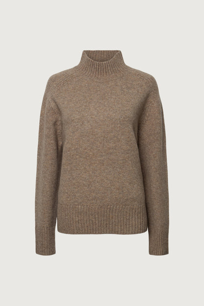 SOFT BRUSHED TURTLENECK SWEATER