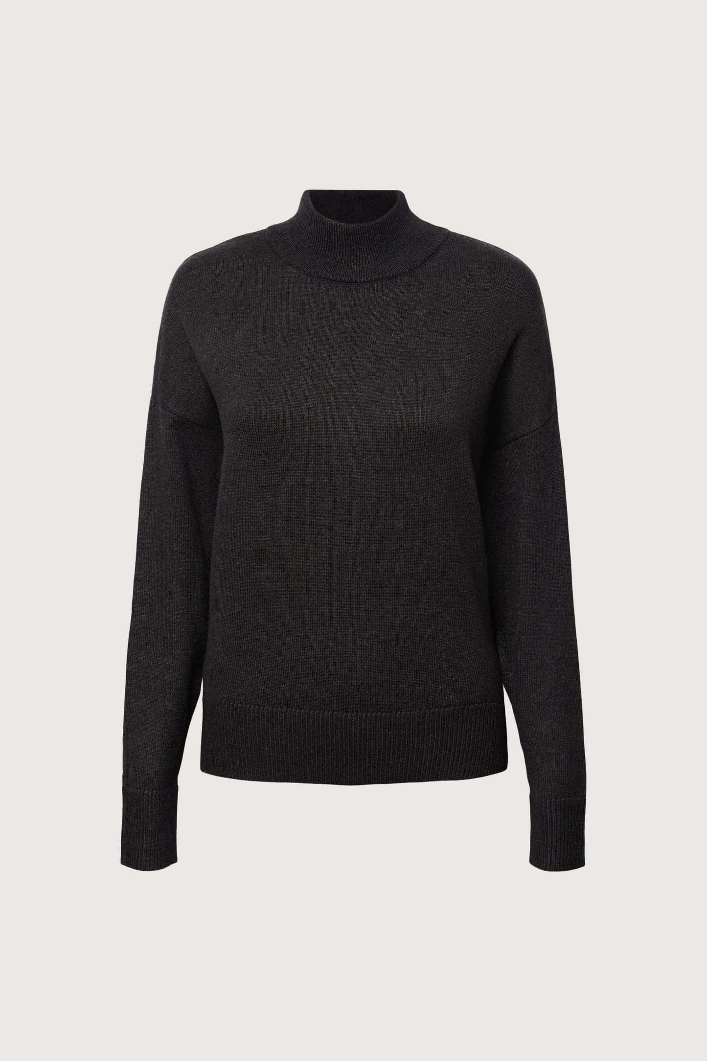 TURTLENECK SWEATER