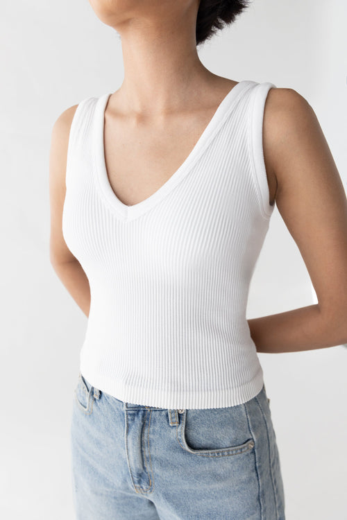 RIBBED BUILT-IN BRA TOP