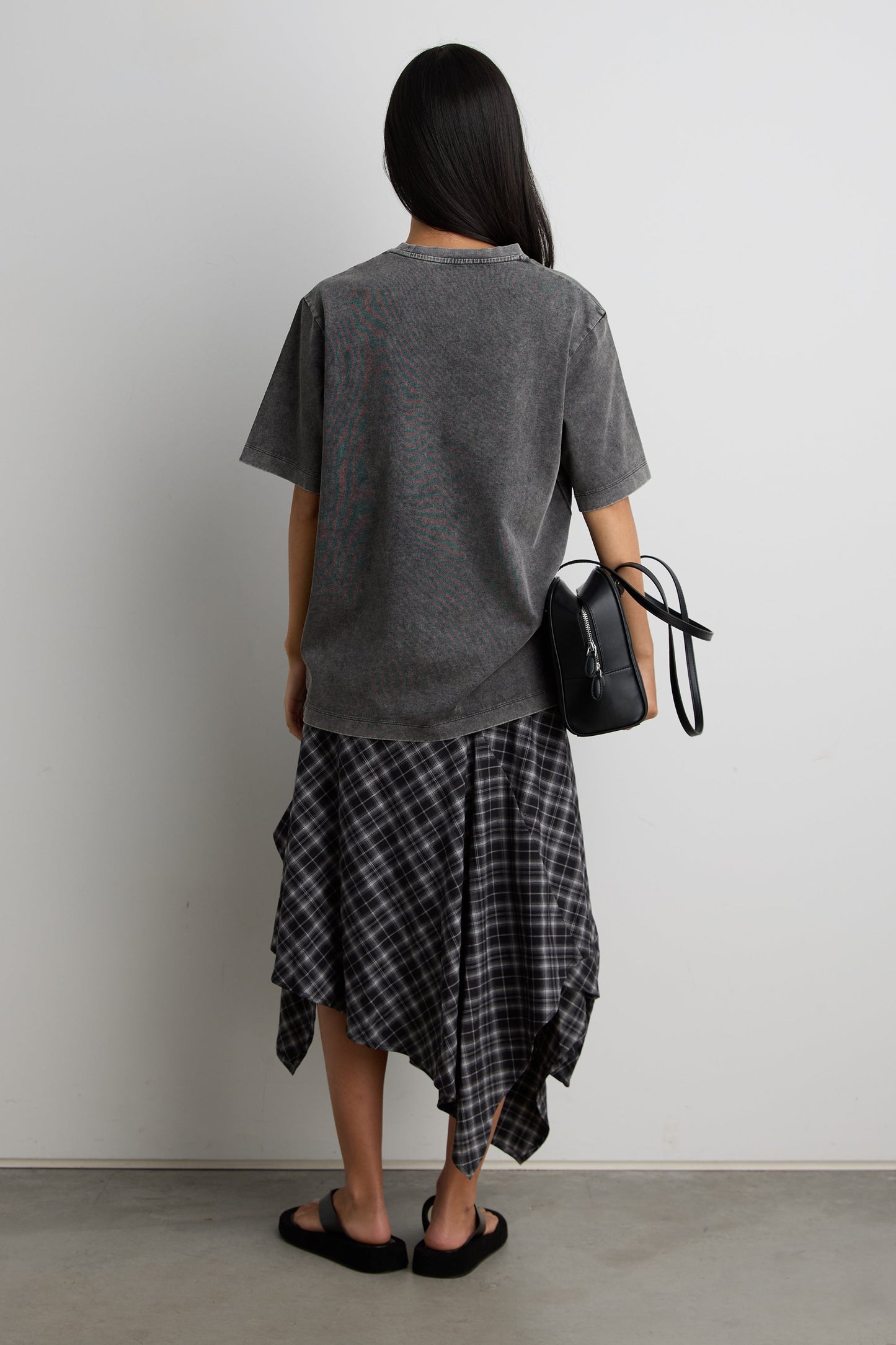 GRAPHIC T-SHIRT