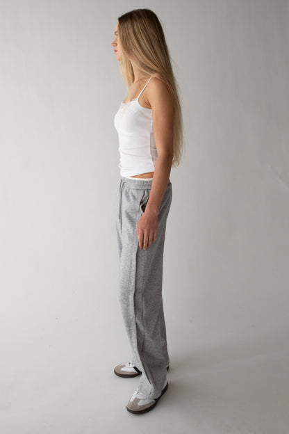 LACE DETAIL CAMISOLE TANK TOP