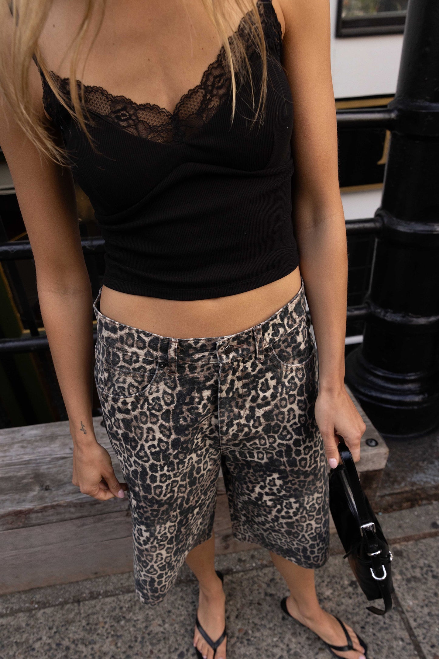 PADDED LACE TRIM CAMISOLE TANK TOP