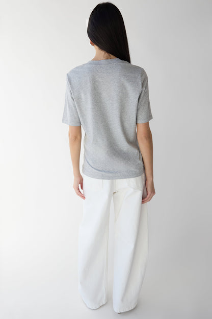 V-NECK T-SHIRT