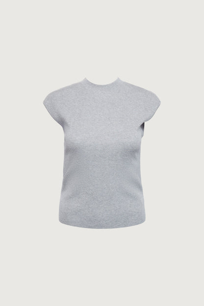 CLASSIC SLEEVELESS KNIT TOP