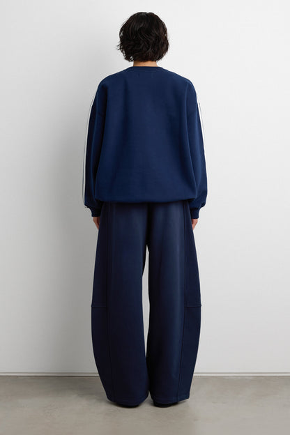 FLEECE STUDIO CREWNECK SWEATSHIRT