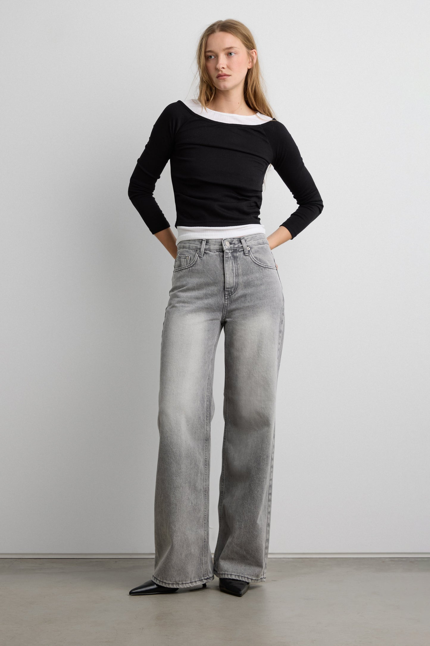 LAYERED BOAT NECK TOP