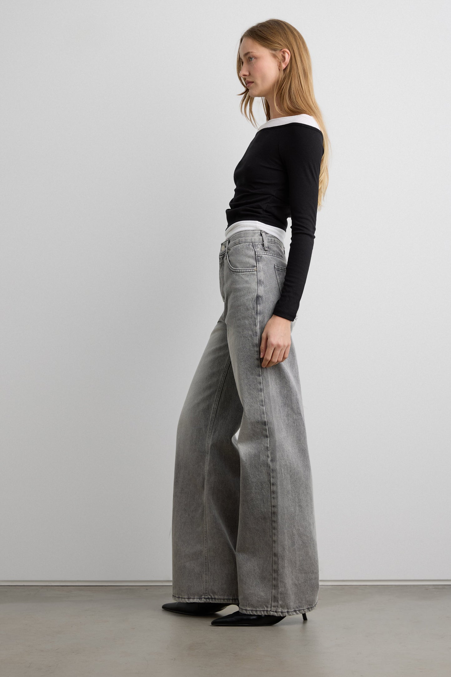 LAYERED BOAT NECK TOP
