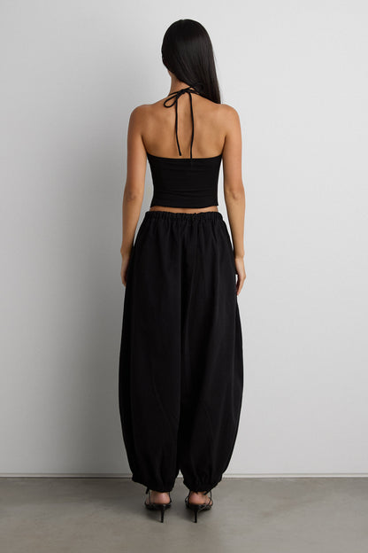 SCOOP NECK HALTER TOP