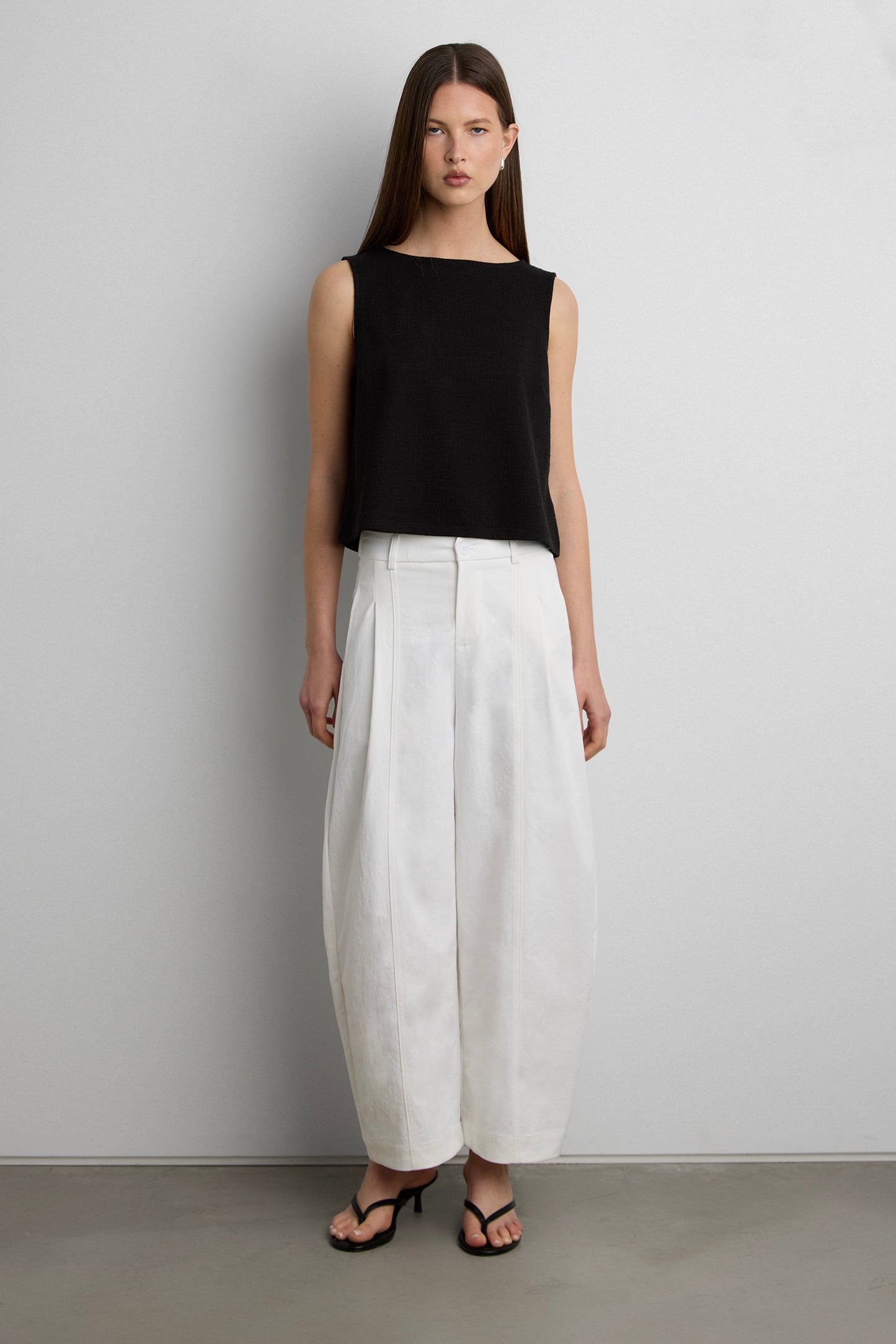 COTTON BLEND SLEEVELESS TANK TOP