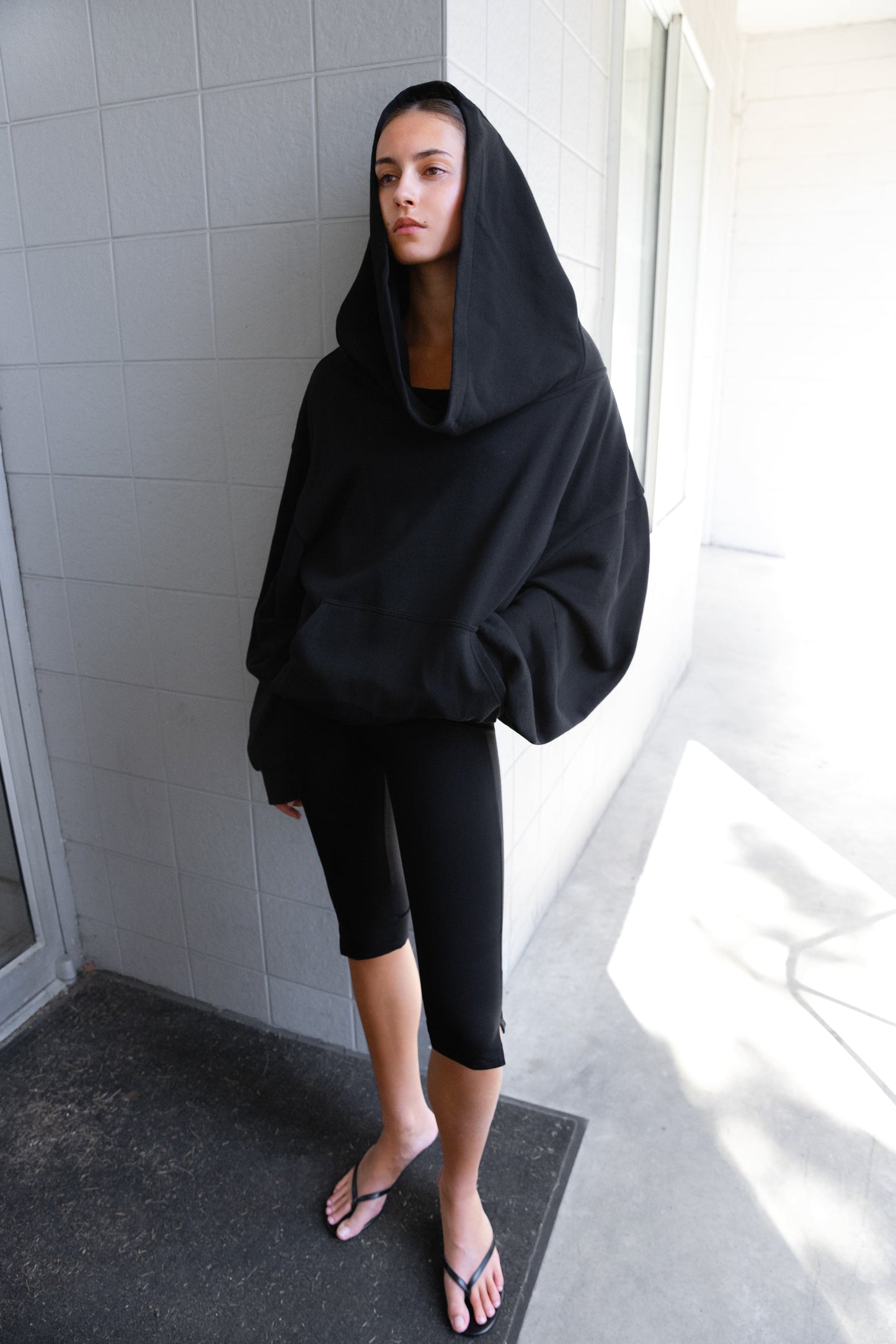 SLOUCHY OVERSIZED HOODIE