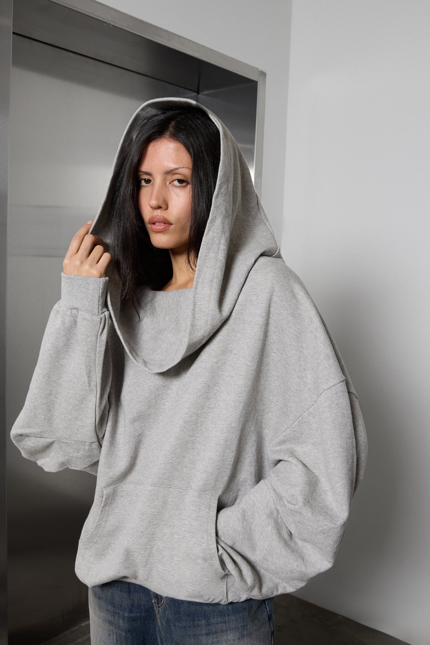 SLOUCHY OVERSIZED HOODIE