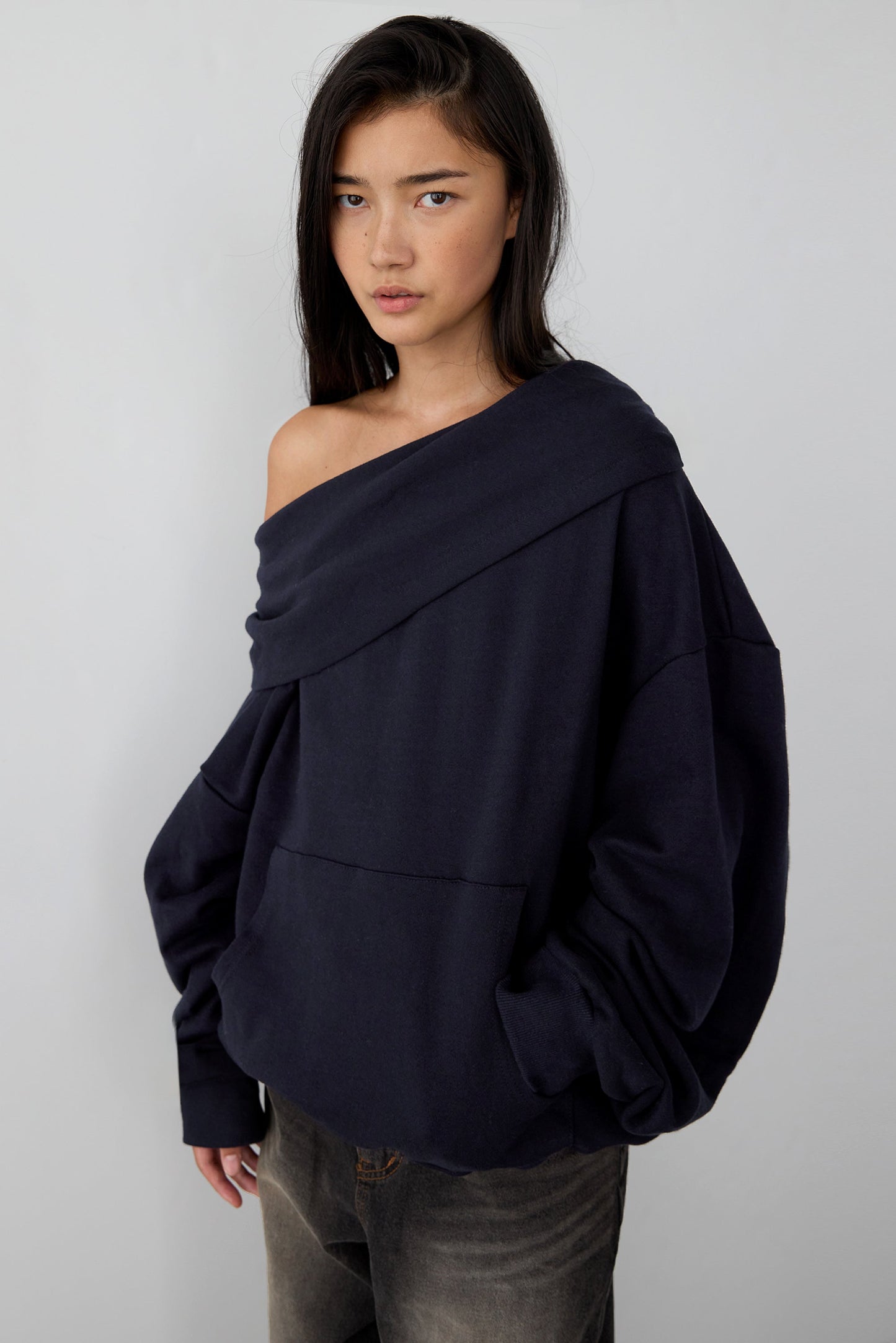 SLOUCHY OVERSIZED HOODIE