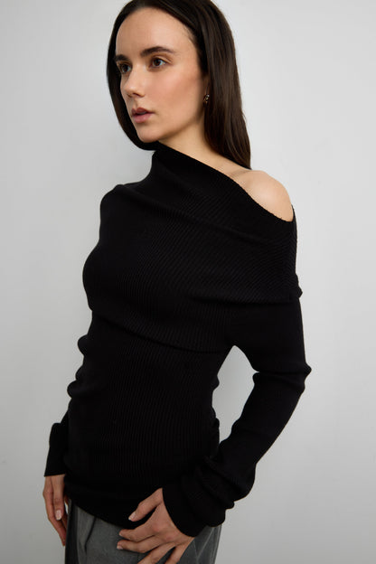 ASYMMETRICAL OFF-SHOULDER RIBBED KNIT TOP
