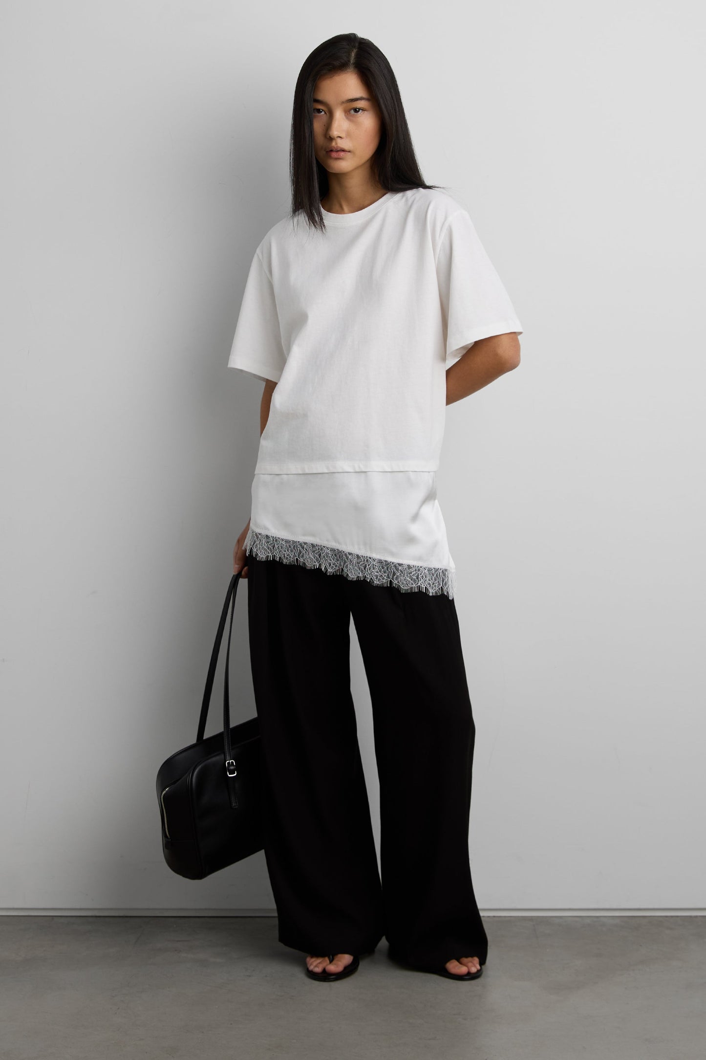 ASYMMETRICAL TOP WITH LACE TRIM
