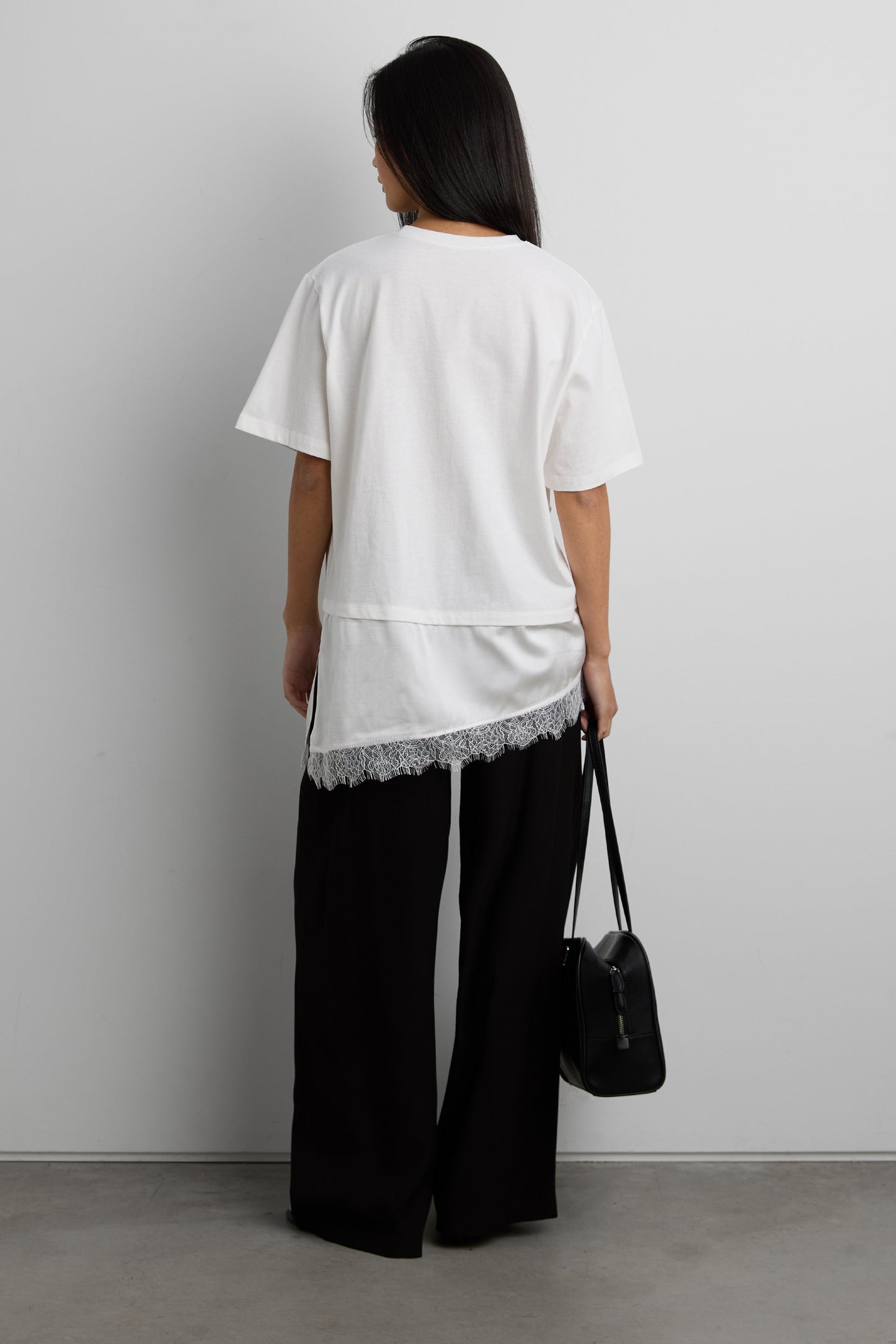 ASYMMETRICAL TOP WITH LACE TRIM