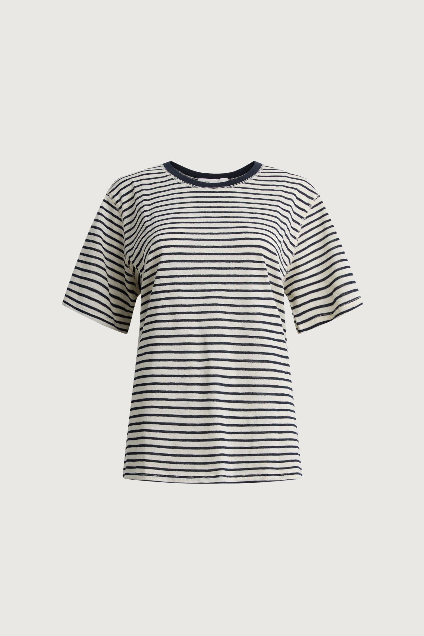 CONTRAST NECK T-SHIRT