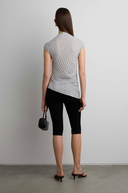 RIBBED TOP WITH SIDE GATHER DETAIL