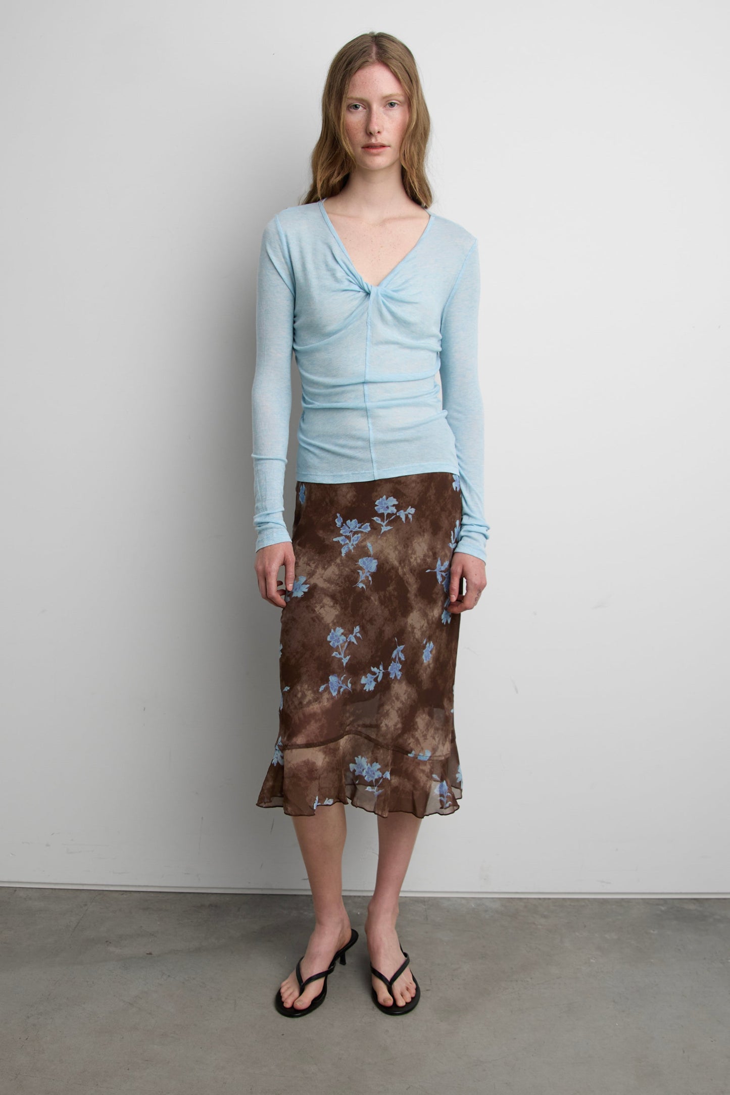 SHEER TWIST-FRONT V-NECK TOP