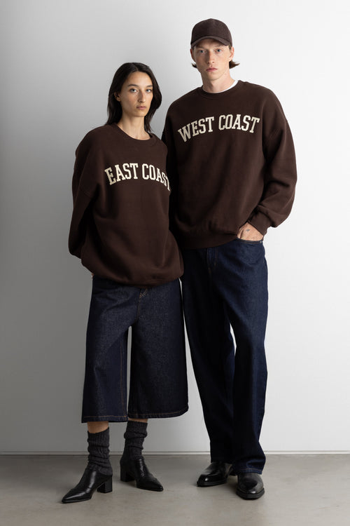 OVERSIZED GRAPHIC SWEATSHIRT